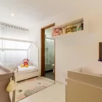 1083424279 (1)